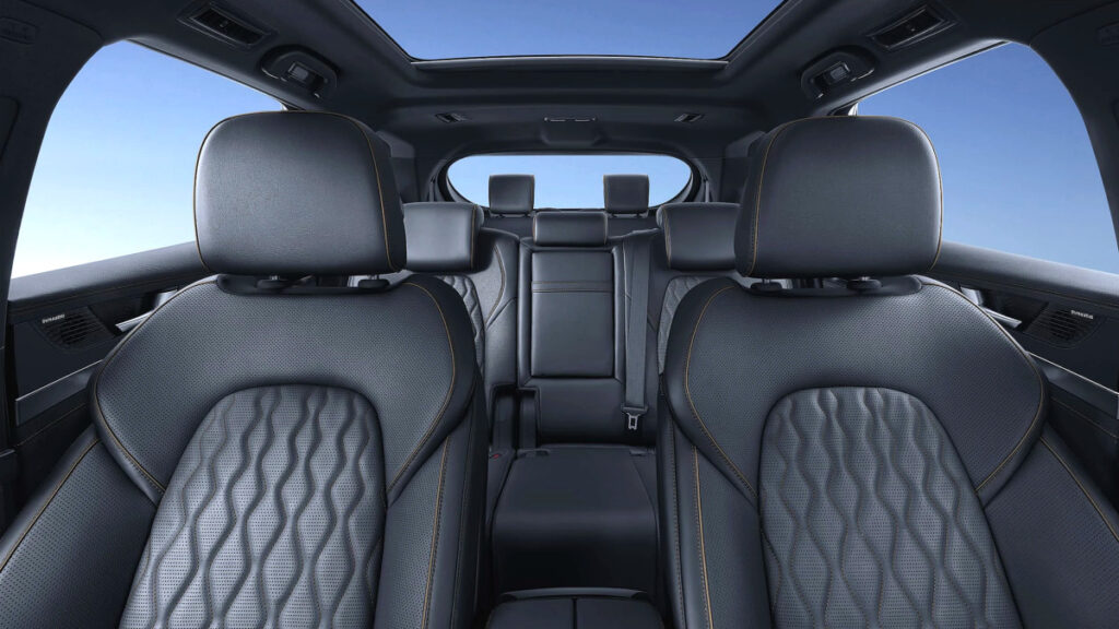 "현대차 이제 어떡하나"...2천만 원 더 싼 '5.2m 괴물' 등장에 '큰일 났다' 2 BYD