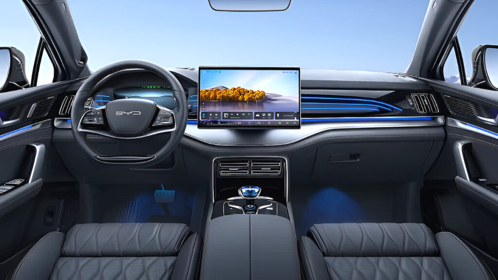 "현대차 이제 어떡하나"...2천만 원 더 싼 '5.2m 괴물' 등장에 '큰일 났다' 4 BYD