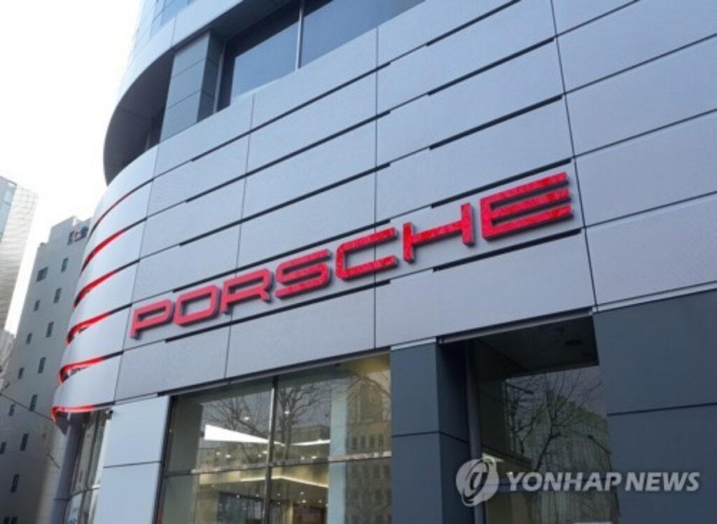 자동차 색상 변경 기술