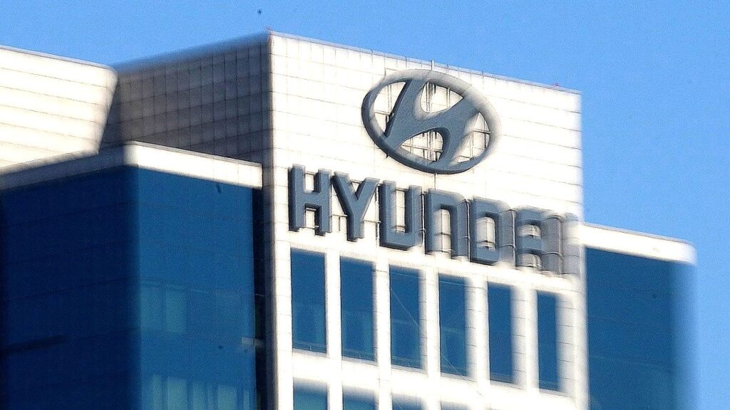 제네시스 대형 SUV GV90 출시 연기