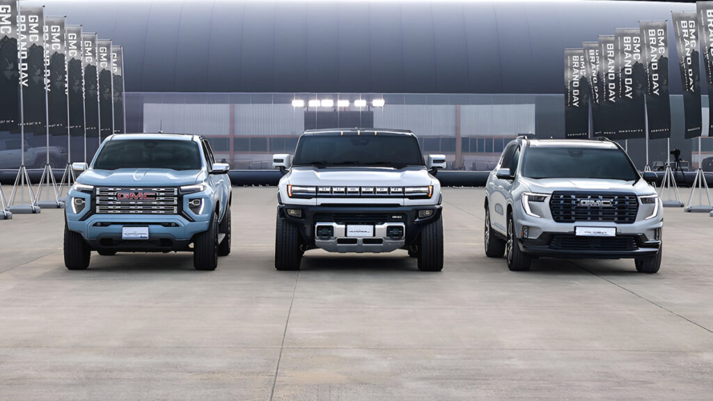 GMC 신차 3종 (아카디아, 캐니언, 허머 EV)