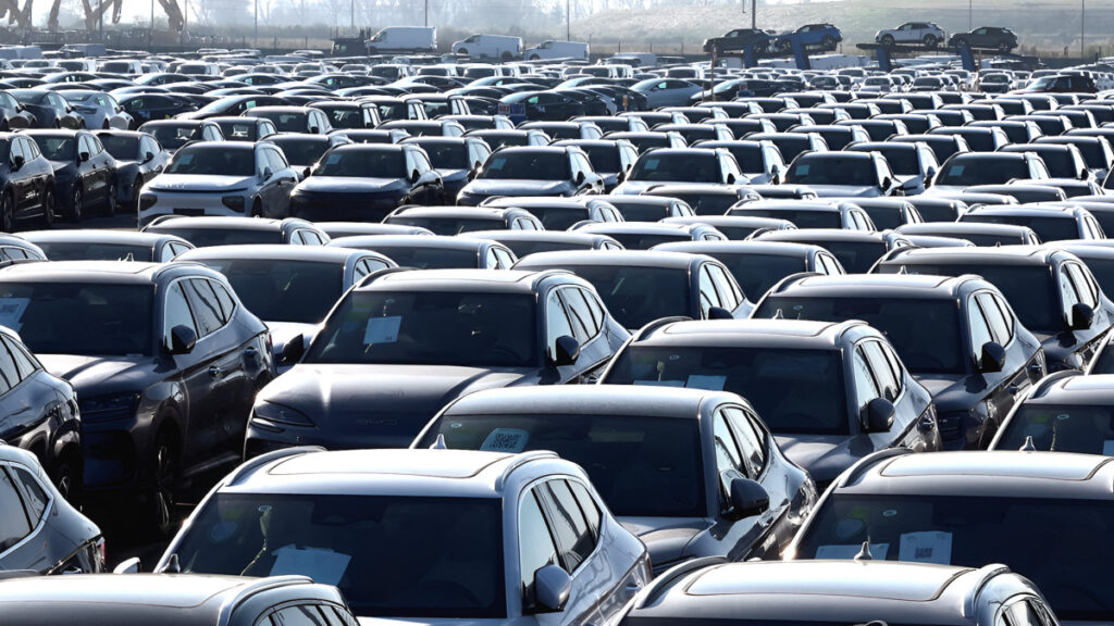 한때 잘 나가던 현대차 “어쩌다 이 지경?”… 한물갔다던 차에도 밀리더니 ‘발칵’ 2 현대차