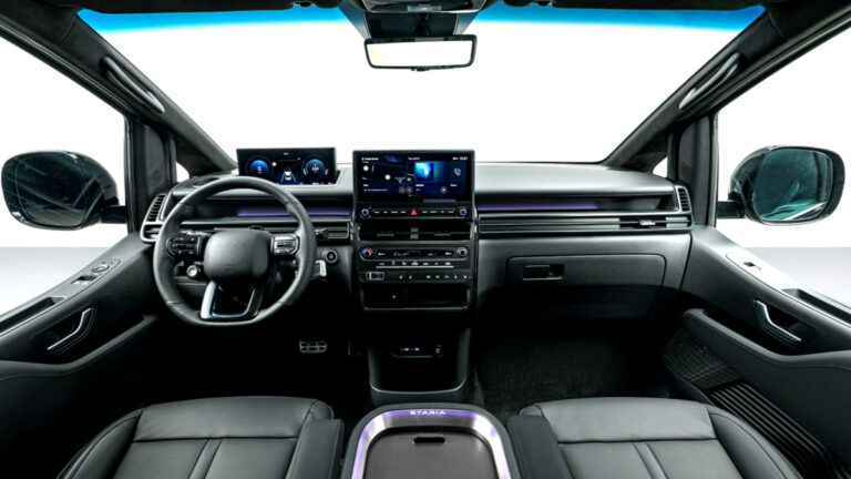 현대차 더 뉴 스타리아 EV 내장