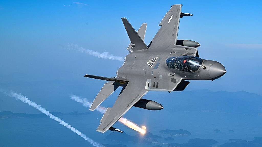 "끝내 한국만 바보로 전락했다" …11조 증발하자 '속 터진다' 폭발, 한국산 전투기 결국 이렇게 1 KF-21