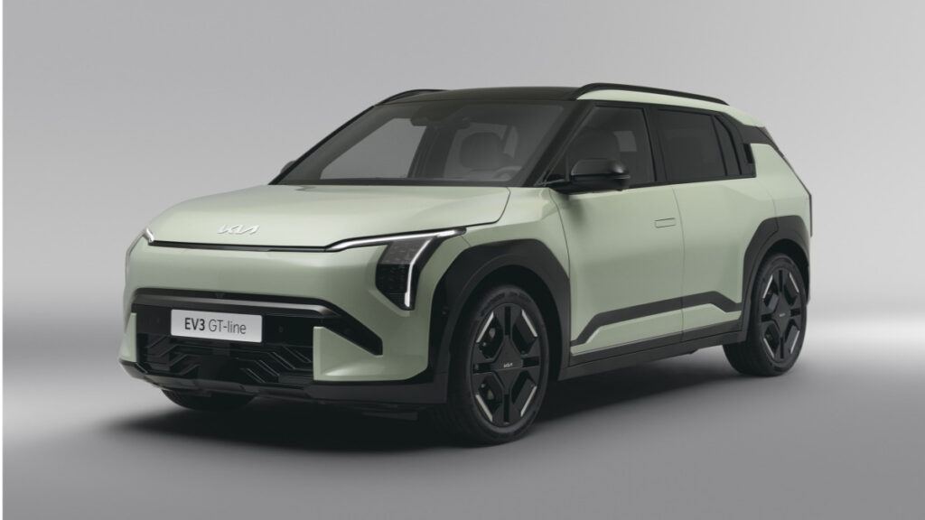 "비싼 테슬라 굳이 왜 사요?"…기아, 작심하고 띄운 '승부수'에 업계 '발칵' 3 기아 EV3