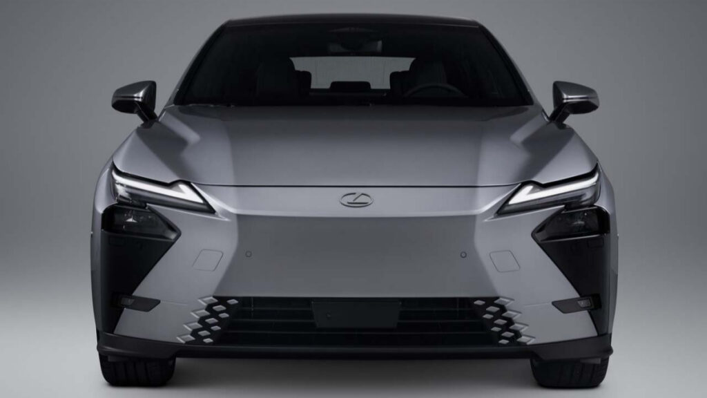 하이브리드 1등 하더니 “제네시스까지 잡으러 왔다”, 압도적인 덩치에 ‘관심 폭발’ 2 렉서스 ES350e