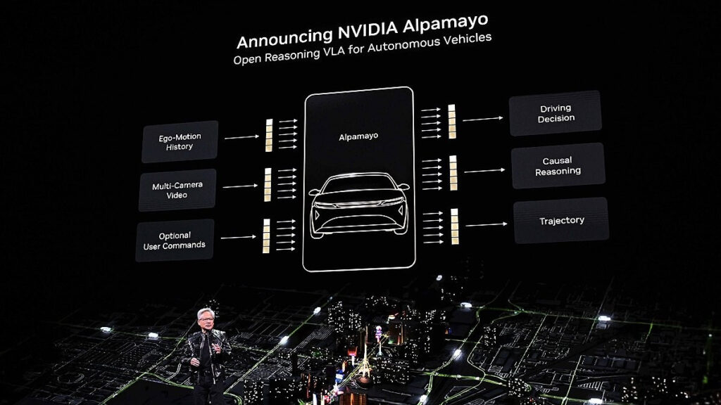 알파마요 모델 설명하는 젠슨 황