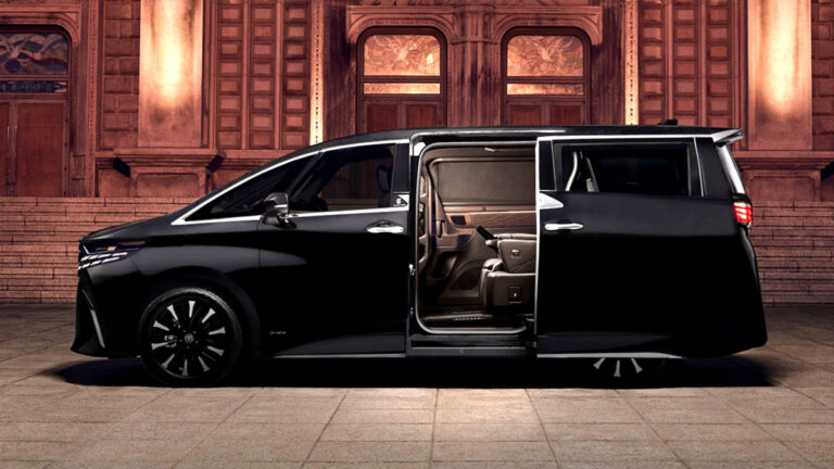 토요타 알파드 하이브리드