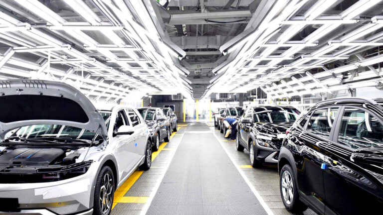 벤츠 전기차 판매 급감