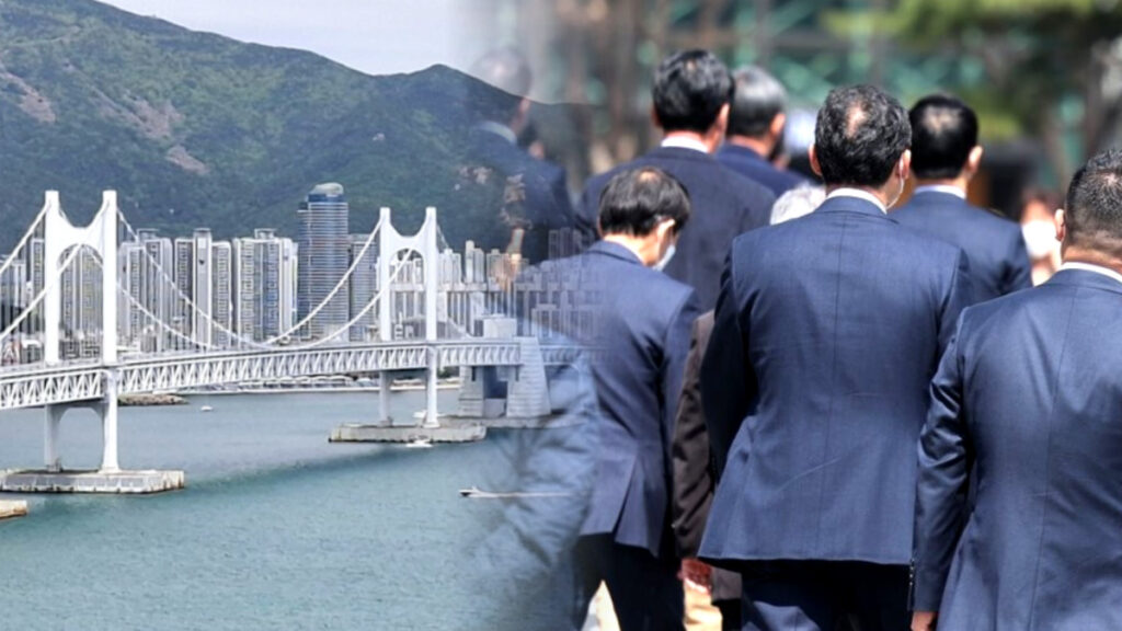 부산 청년 고용률 회복