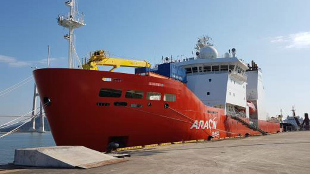 한국 쇄빙선 아라온호