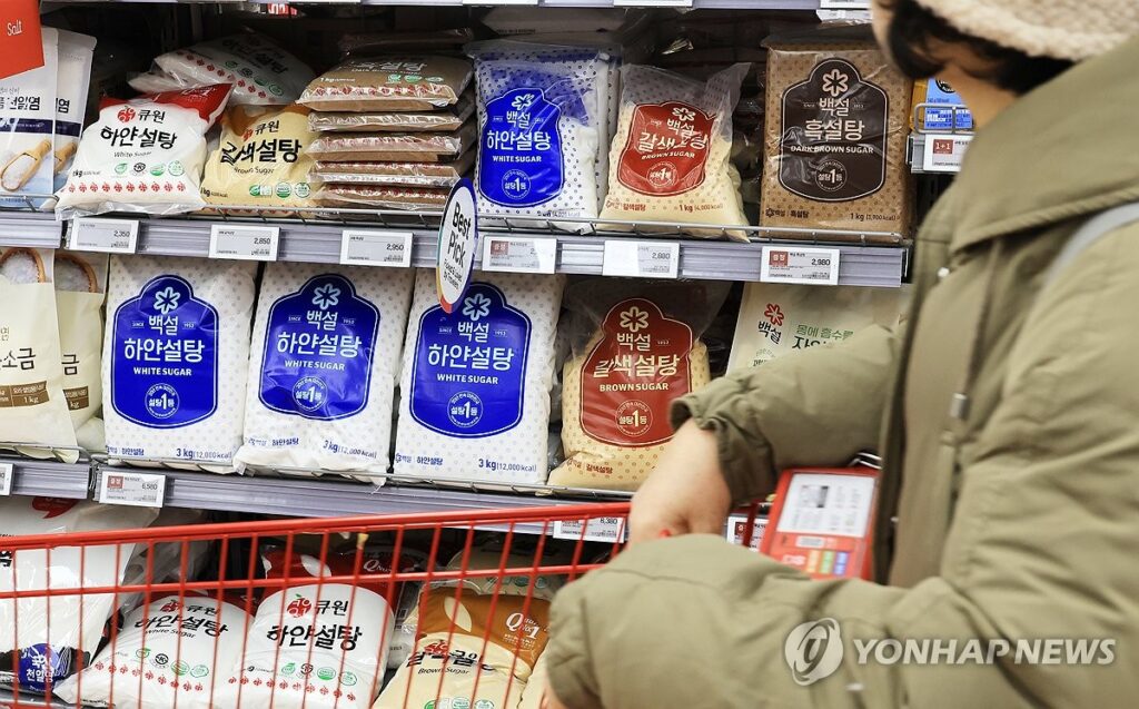대한민국 역사상 최대 규모 적발…"온 국민이 다 먹는 건데" 줄줄이 당해 '피눈물' 3 설탕값 폭등 주범