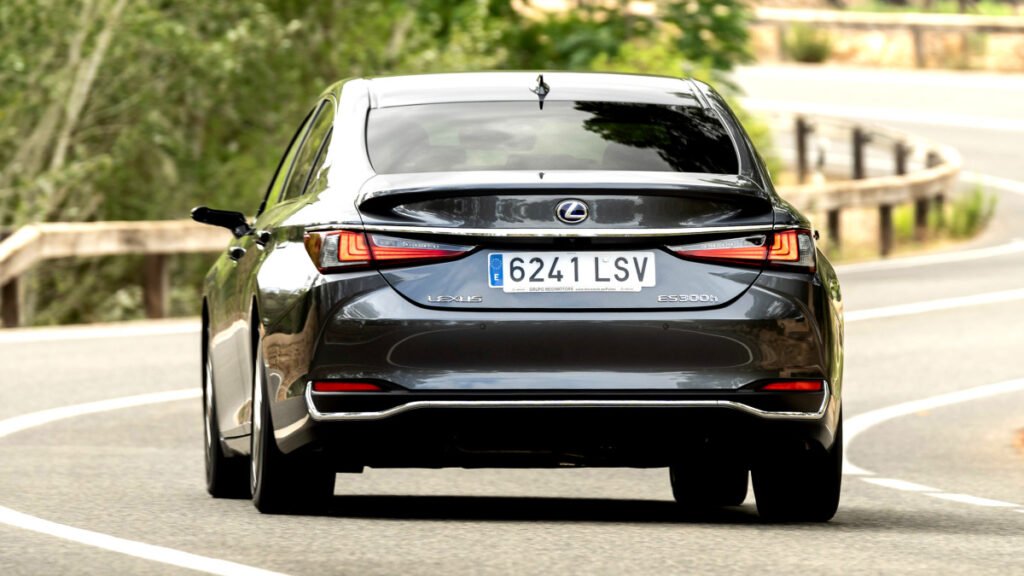 렉서스 ES300h 중고차