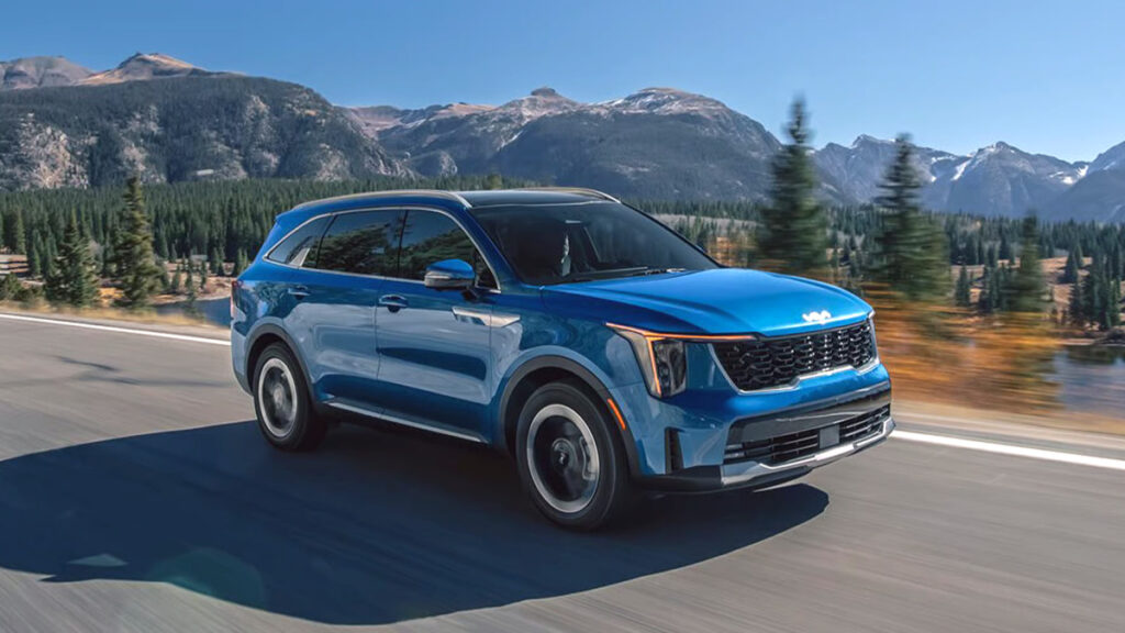 "전기차 살 바엔 그냥 '이 차' 삽니다" …국민 10명 중 3명이 선택, 역대 최다 기록 수립한 차량 정체가? 3 제네시스