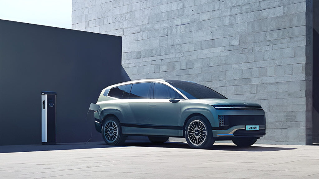 "당연히 제네시스인 줄 알았는데" …반전의 '올해의 차' 결과에 '화들짝', 작정하고 잘 만든 차 정체가? 3 올해의 차