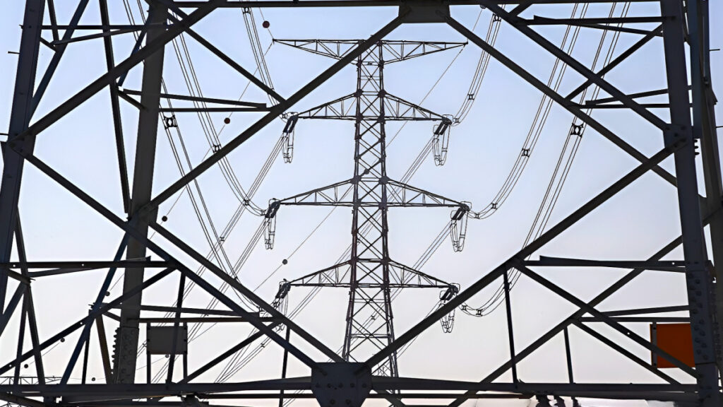 제조업 강국 대한민국? "이대로면 줄도산 위기"...한쪽은 사상 최대 실적인데 '비명' 1 한국전력