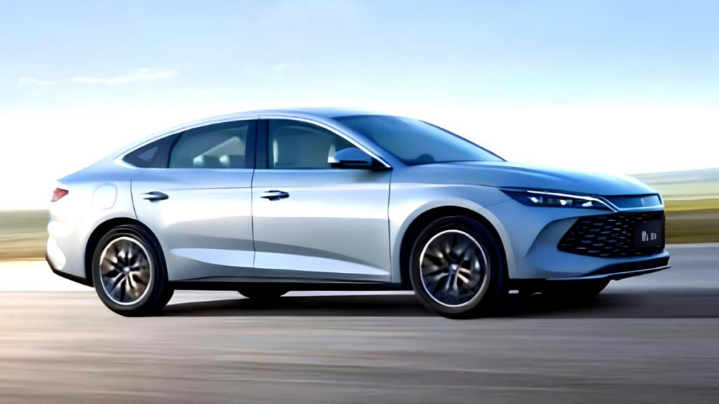 "아반떼보다 싼데 2,000km를 달린다고?"…한국 '꿈의 기술' 성공에도 '한숨 푹' 4 아반떼