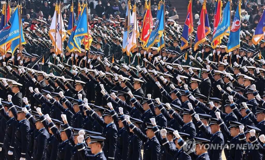 세계 5위 군사력 한국? "판도가 바뀌고 있다"...핵잠보다 더 중요한 '이것' 뭐길래 3 육·해·공군 사관학교 통합임관식