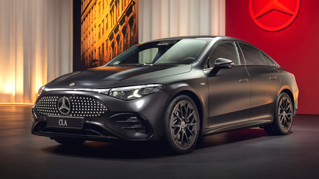 "벤츠 패밀리카가 제네시스 가격?"...작정하고 키운 신차 나오자 4050 가장들 '환호' 3 벤츠