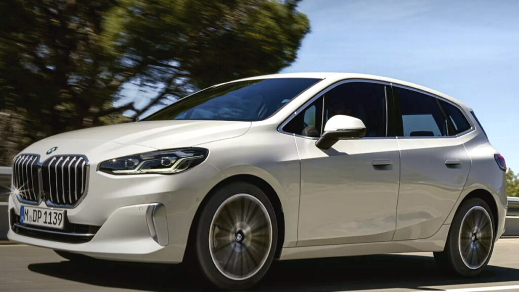 "벤츠 패밀리카가 제네시스 가격?"...작정하고 키운 신차 나오자 4050 가장들 '환호' 4 벤츠