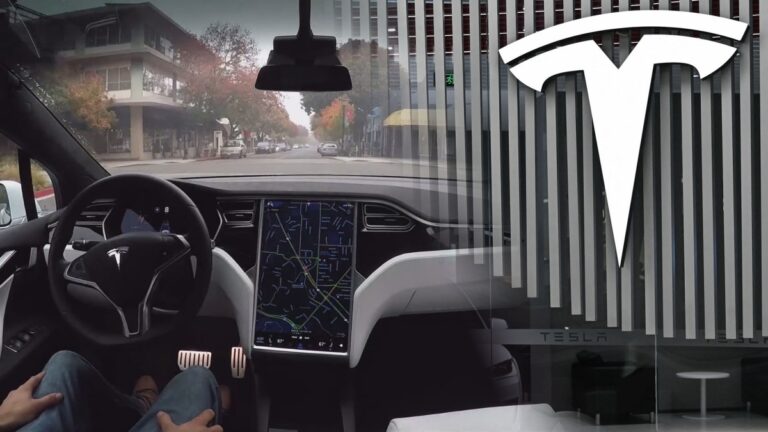 테슬라 오토파일럿 유료 전환