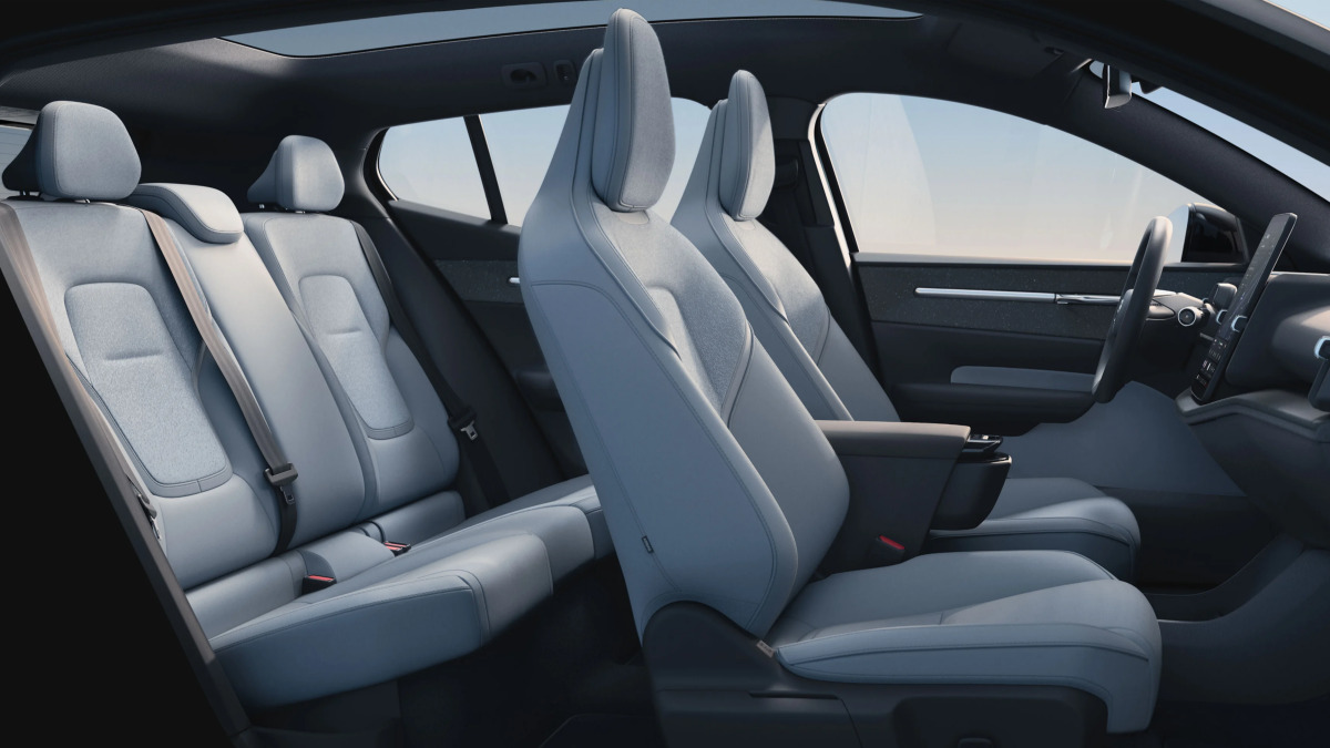 볼보 EX30 가격 인하 발표