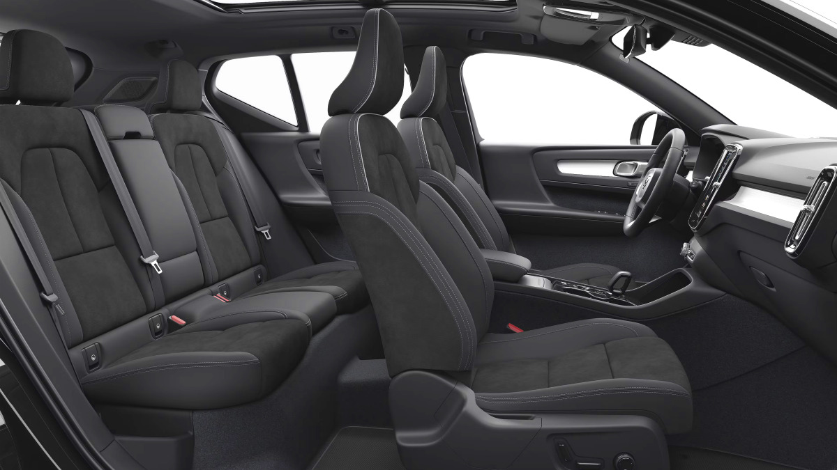 볼보 XC40 블랙 에디션 출시