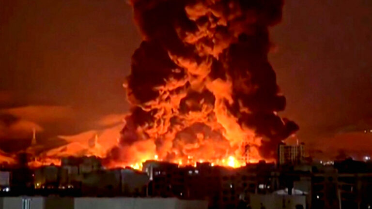 공습 받은 이란