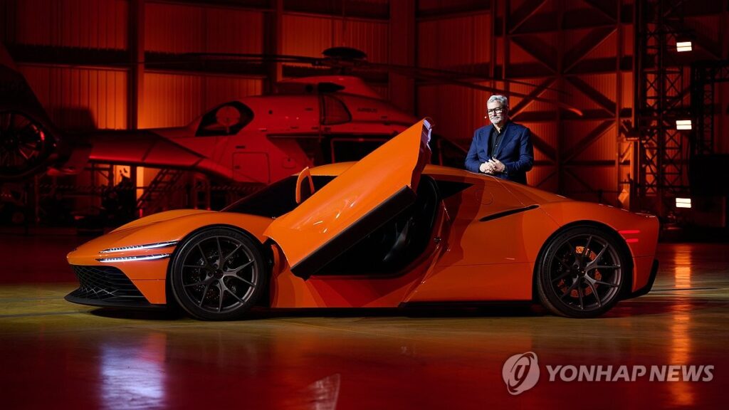 "현대차는 위험하다고 다 뺐는데"...벤츠 '전면 도배' 소식에 오너들 '발칵' 4 벤츠 전기차 실내