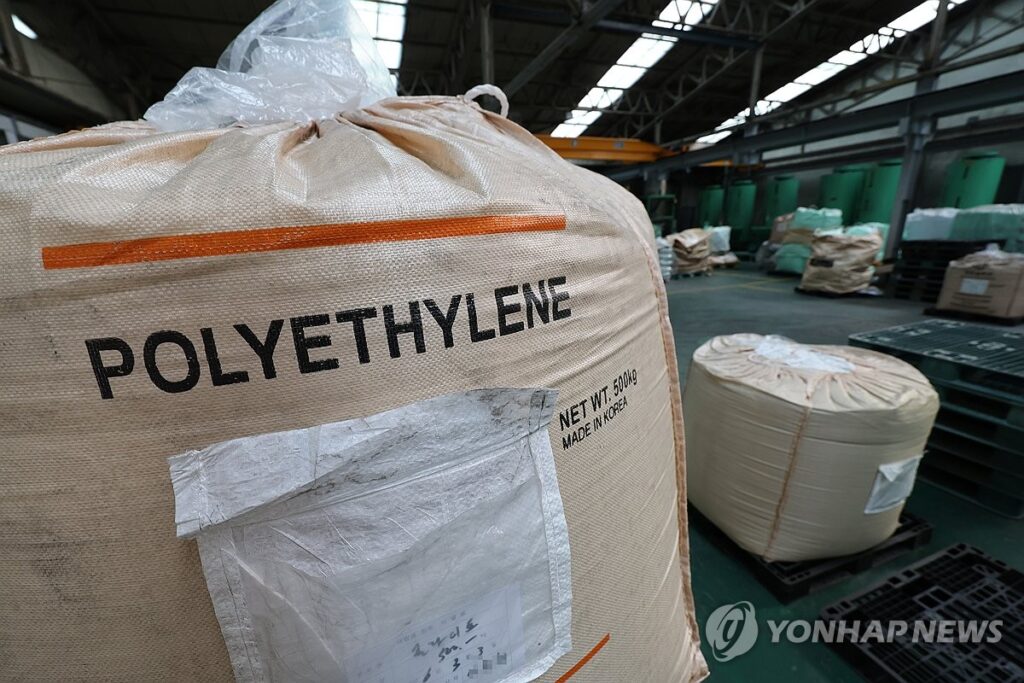 "이러다 LG 공장 멈춘다"…월 400만 톤 쓰는데 덮친 연쇄 셧다운 위기에 '발칵' 3 나프타 수급 위기 돌파