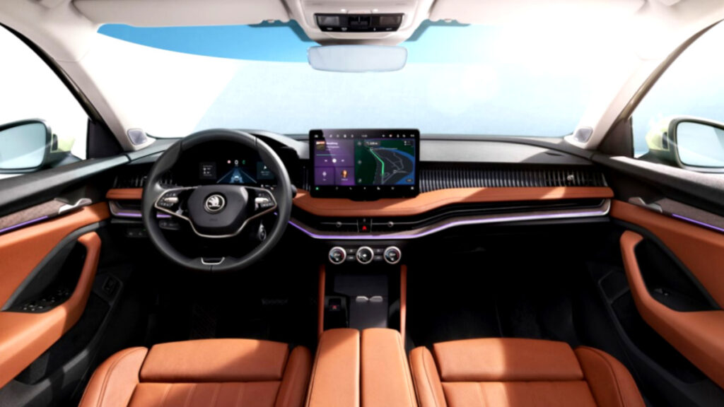 "그랜저도 한 수 접는다"…기름값 차이가 '어마어마', 아빠들 '활짝' 3 스코다 세단 슈퍼브