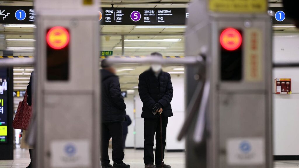 지하철 무임승차 개편 논란