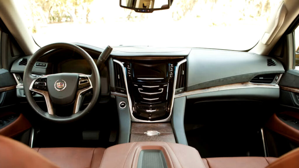 캐딜락 에스컬레이드 중고차