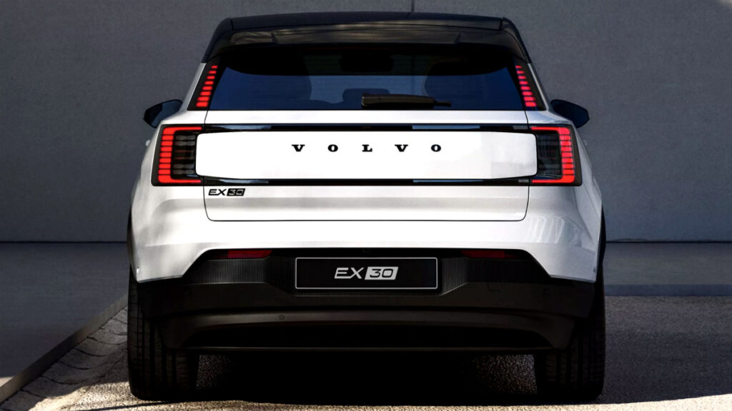 볼보 EX30 신차 소식