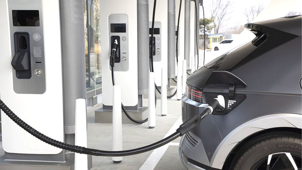 "전기차 사면 이제 매달 '따박따박' 용돈까지?"…심상치 않은 변화에 아빠들 '활짝' 5 전기차