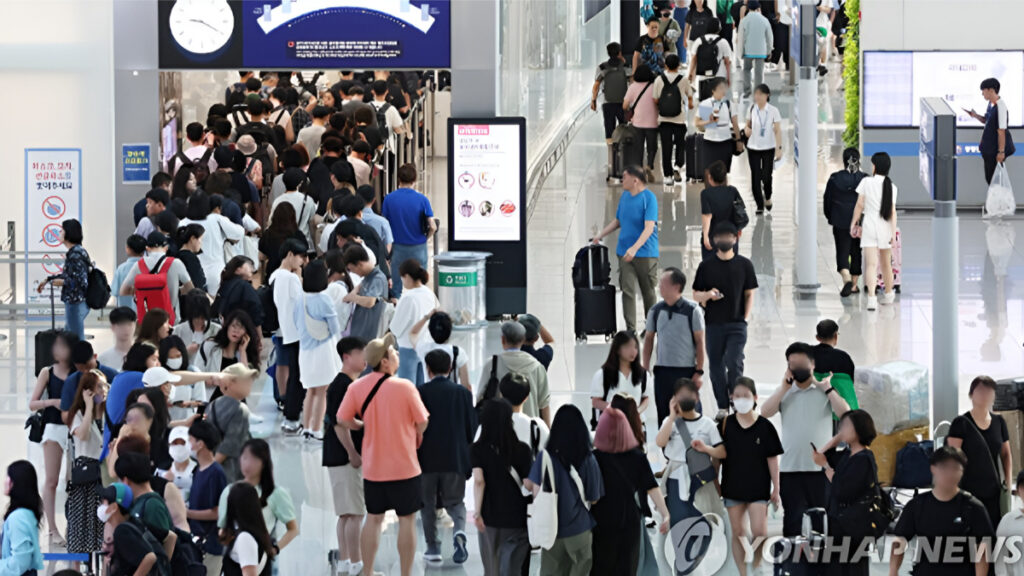 한국에 '푹' 빠진 외국인들 "이제는 달라졌다"...줄줄이 예약되자 '난리' 4 한국 문화 관광
