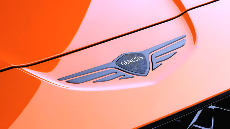 제네시스 하이퍼카 데뷔전 연기