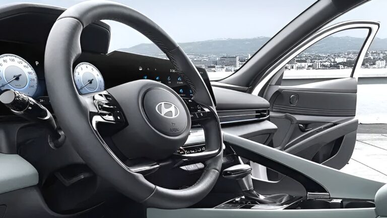 현대차 투싼 아반떼 완전변경 모델 공개 예정