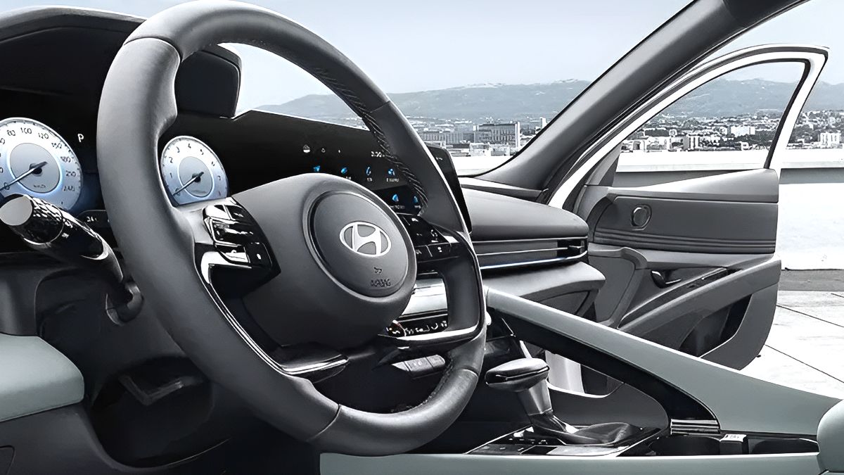 현대차 투싼 아반떼 완전변경 모델 공개 예정