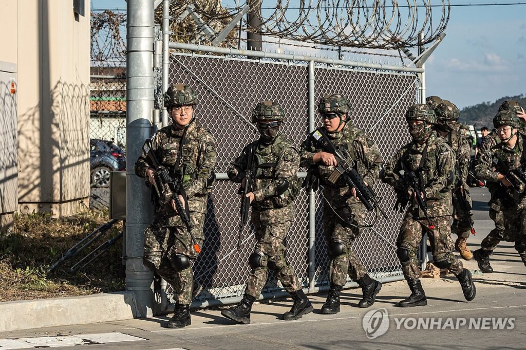 “이스라엘 꺾고 한국이 세계 3위 달성?”…정규군 뺨치는 전 세계 예비군 전투력 TOP 5 2 예비군