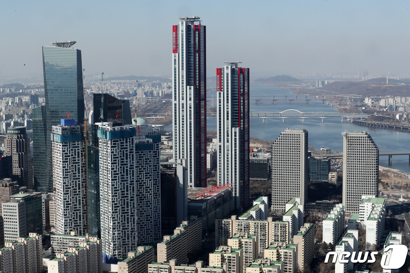 서울 오피스 거래 '급랭'…1월 거래금액 76%↓, 대형 거래 실종 - 뉴스1