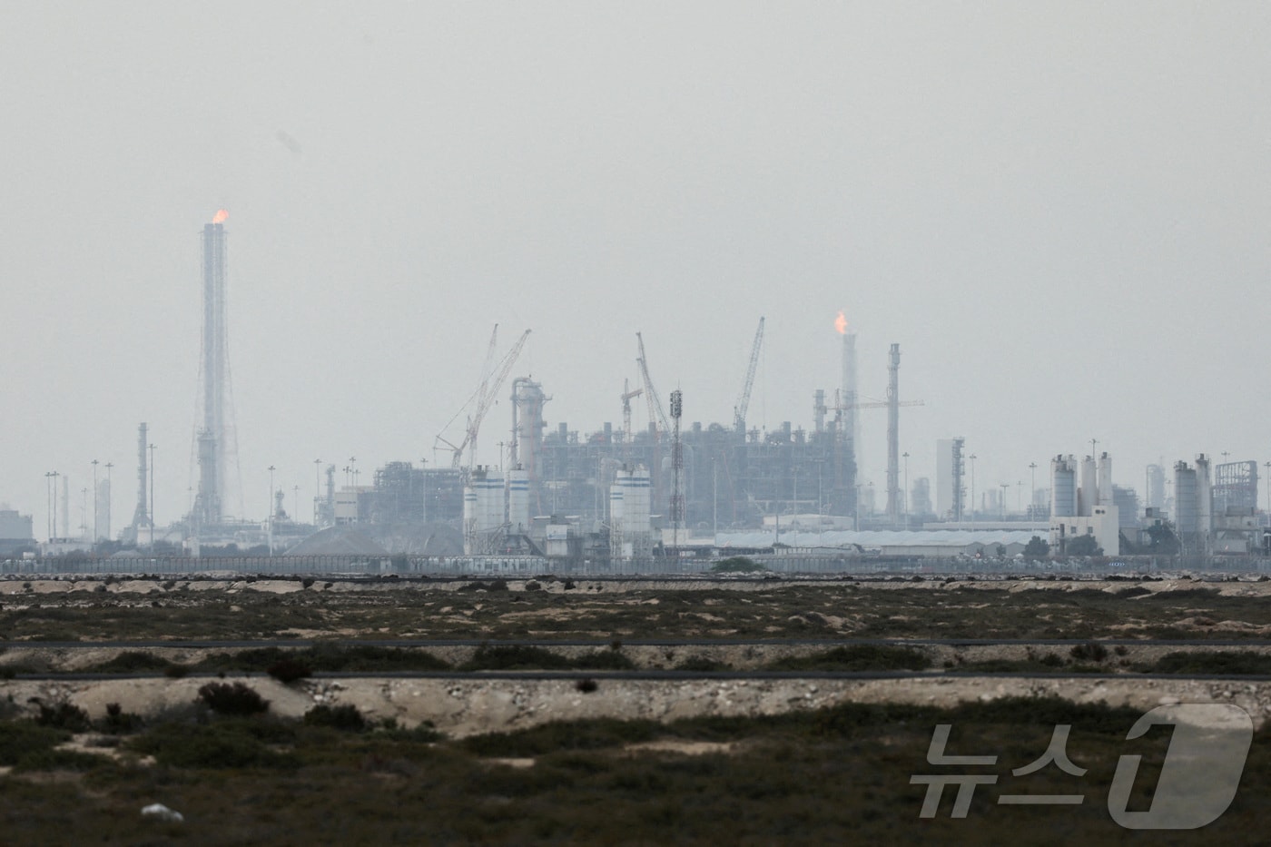 최대 가스전 피격' 이란 "큰 실수…걸프 에너지시설 완전 파괴"