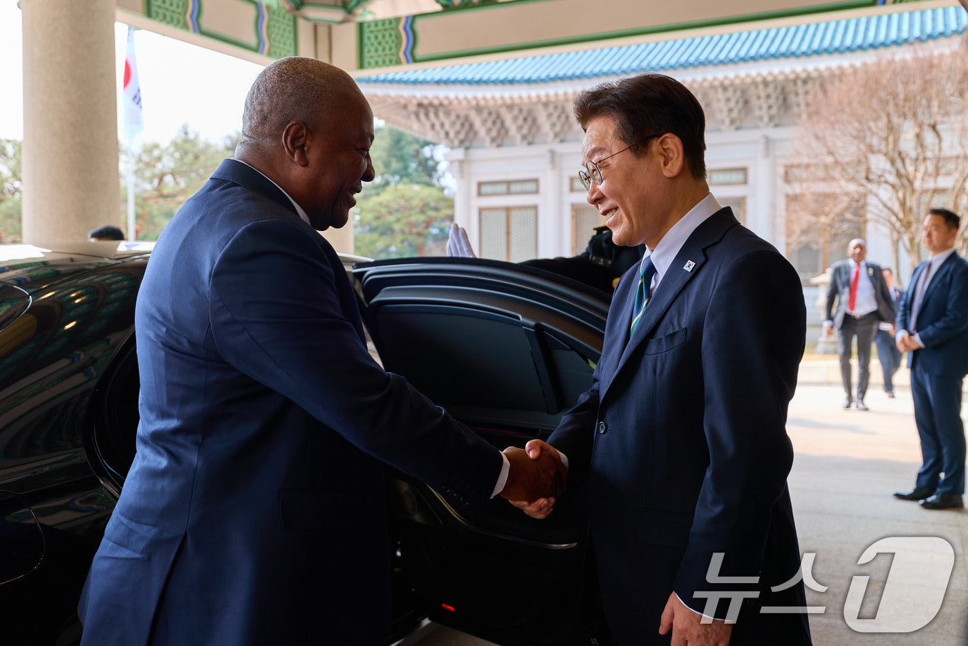 李대통령 국정 지지율 67%…부동산정책 긍정평가 17%p 오른 57%[NBS]