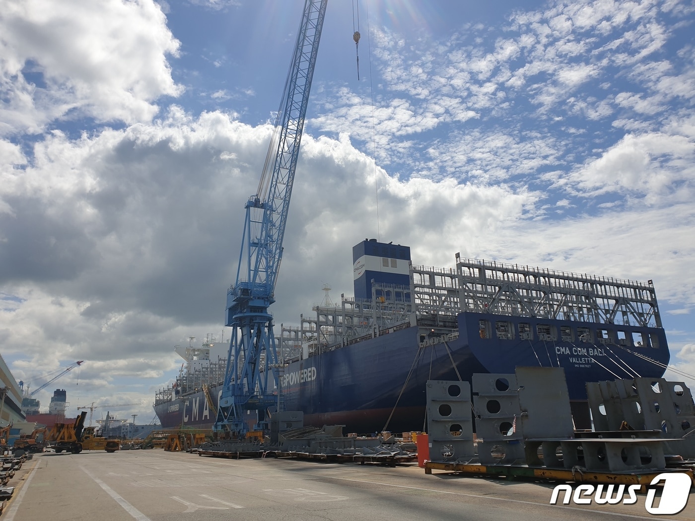 슈퍼사이클' 속 중형조선사도 기지개…중형선박 수주 4배 늘었다 - 뉴스1