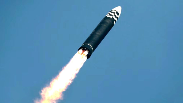 북한 대륙간탄도미사일