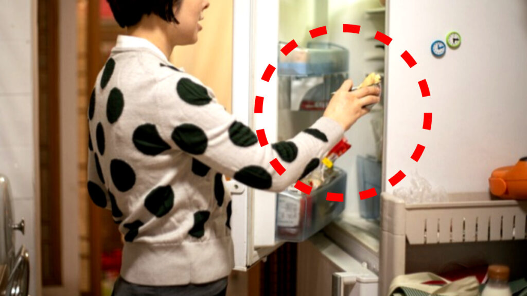 “냉장고에 그냥 두면 큰일 납니다”…모르고 냅뒀다가 ‘후회’하는 이것 1 통조리 냉장 보관 습관