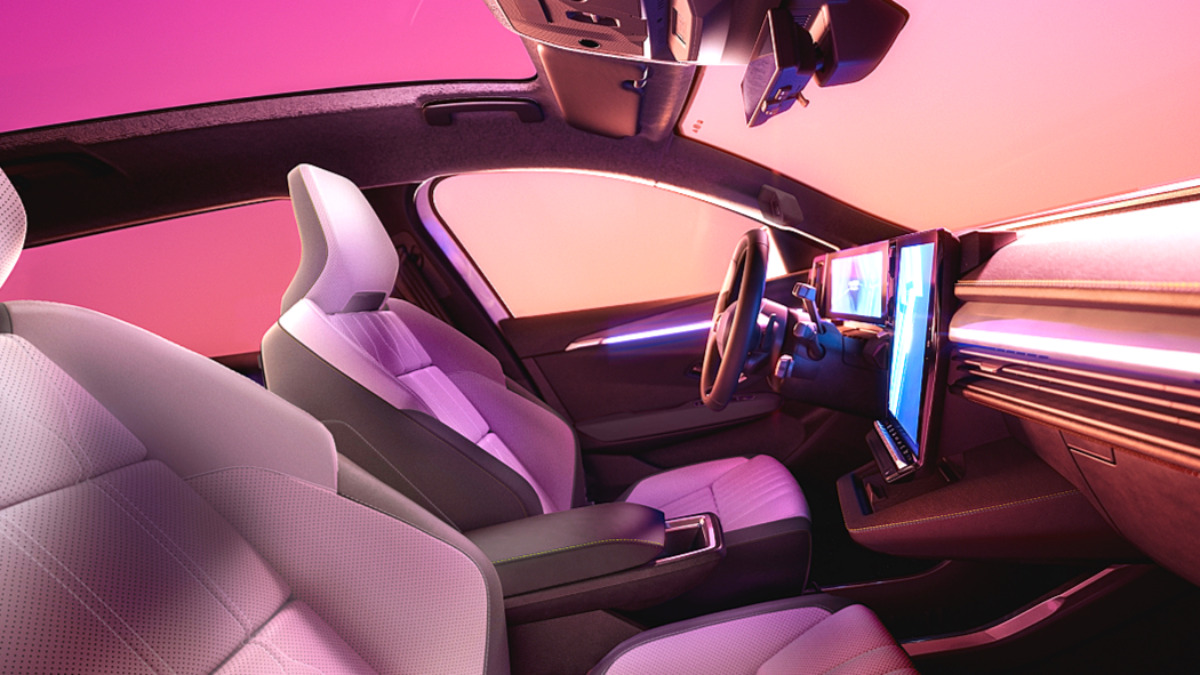 르노 SUV 세닉 E-Tech 올해의 차 선정