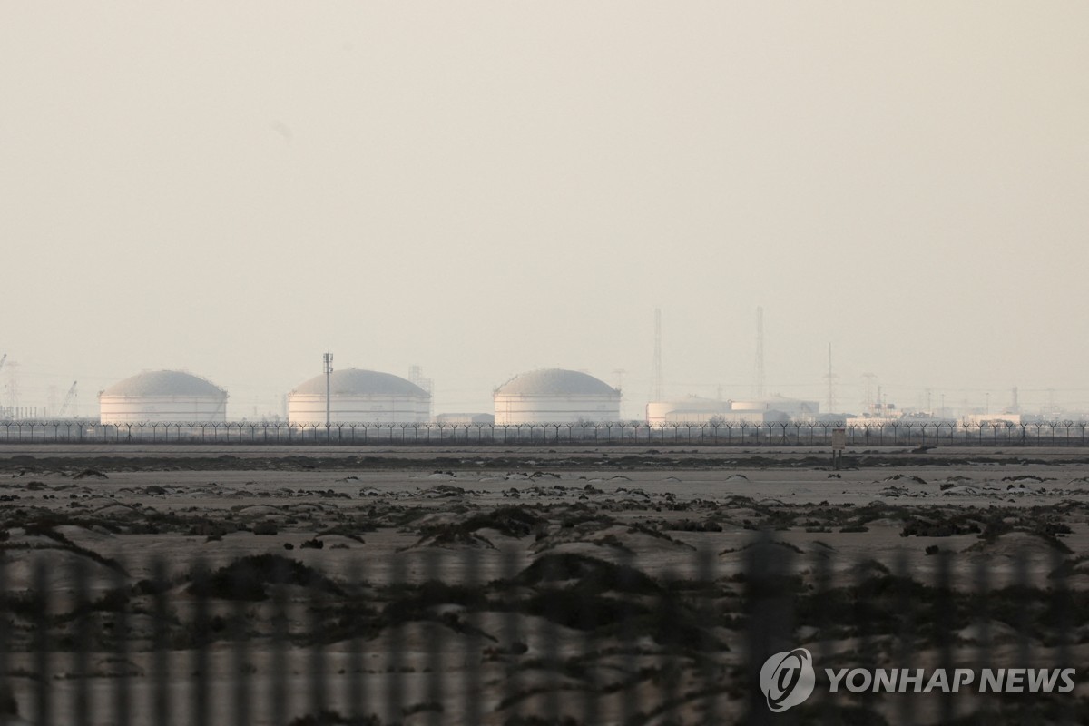 카타르 'LNG 허브' 이틀째 피격…UAE 가스시설도 운영 중단(종합) | 연합뉴스