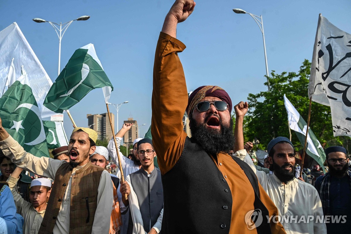 미국 이란 협상 테이블 영향