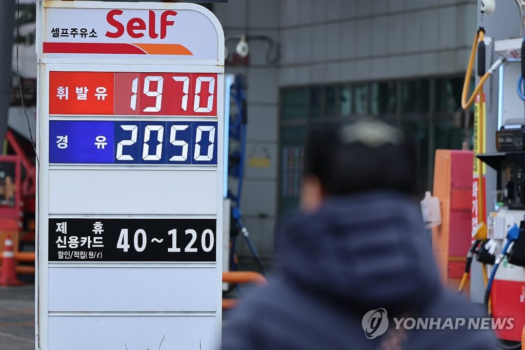 항공 감편 연쇄 파장